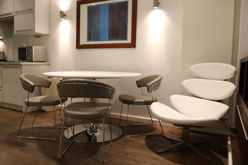 Wentworth Apartments Лондон Экстерьер фото